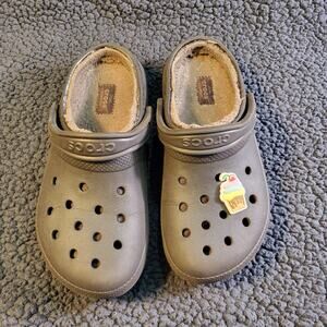 Crocs Classic Fuzzy brown Clogs  men 6 womens 8